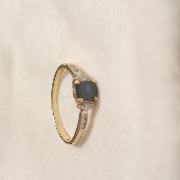 Sapphire Ring in gold and diamonds - Picture 5 of 5